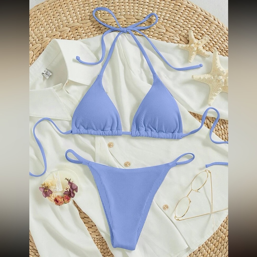 2 piece blue bathing suit / bikini
